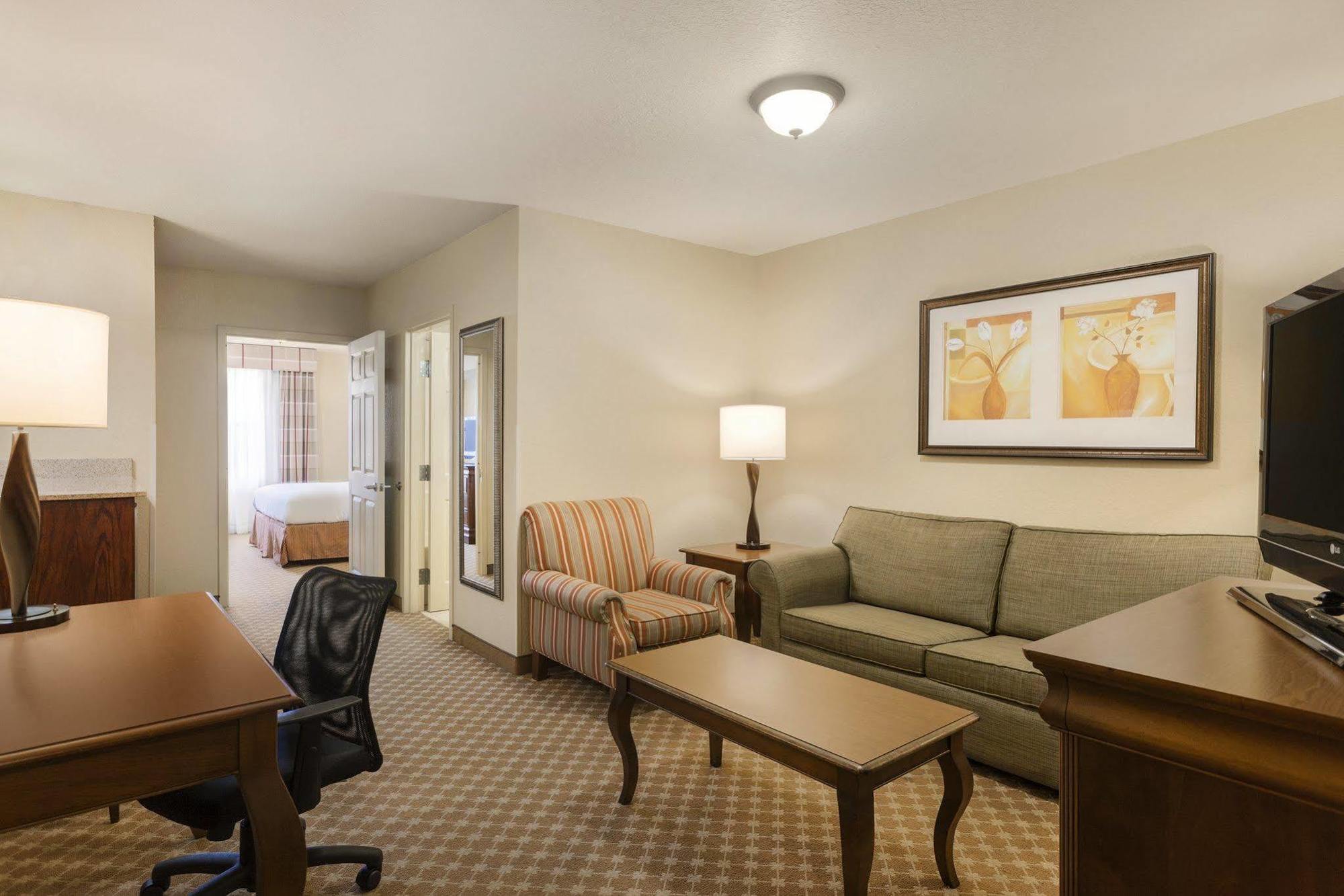 คลาเรียน พอยต์ โคลัมบัส-แบรดลีย์ พาร์ค Hotel ภายนอก รูปภาพ